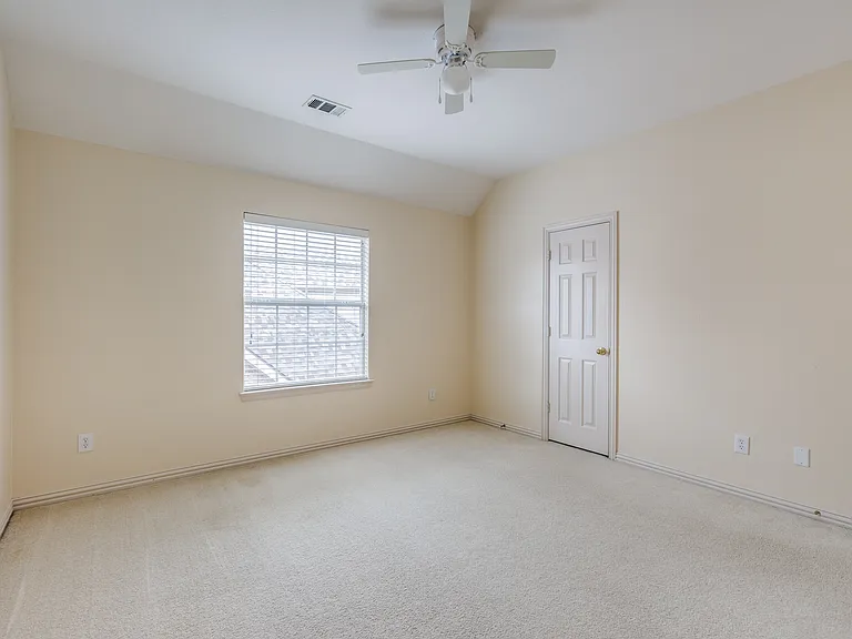 8701 Mandevilla Dr — Photo 23