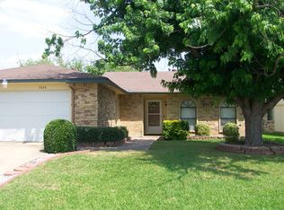 3828 Hunters Trl, Mesquite, TX 75150