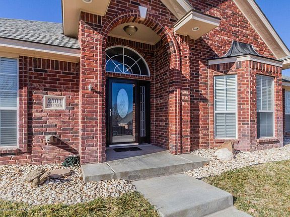 3rd image of 2501 Sweetgum Ln