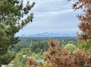 20161 Vikings Crest Loop NE APT 5-302, Poulsbo, WA 98370