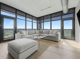 310 S 4TH Street #1401, Phoenix, AZ 85004