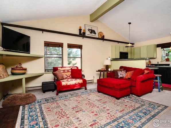 30817 Hilltop Dr, Evergreen, CO 80439