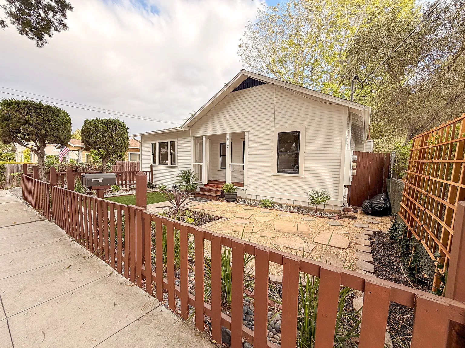 2 bed, 1000 sqft, $5,200 — Photo 3