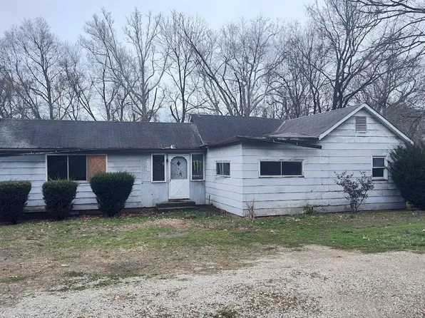 228 High St, Coal Grove, OH 45638