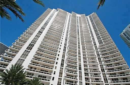 www.305broker.com
