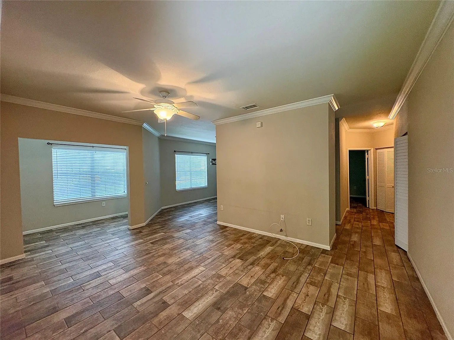 2 bed, 1125 sqft, $1,900 — Photo 4