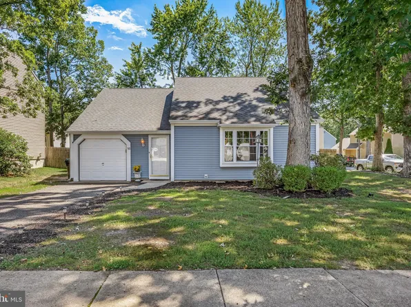 16 Wilton Way, Sicklerville, NJ 08081