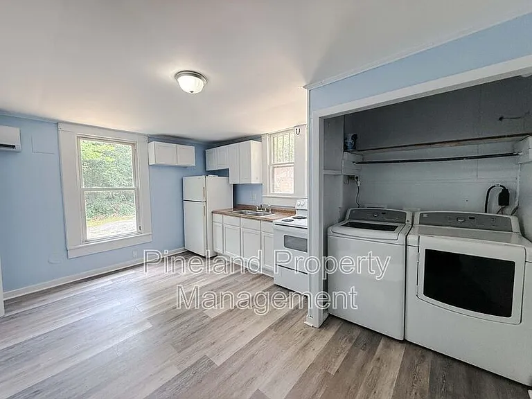 3410 Hill St #A — Photo 4