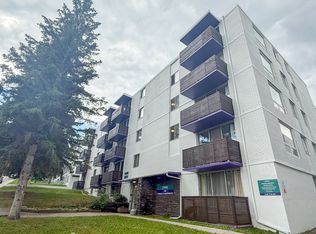 2109 17th St SW, Calgary, AB T2T 4M5