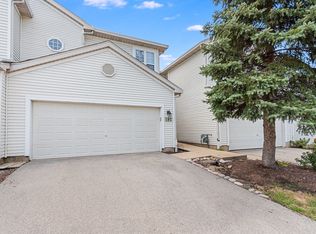 182 Malibu Dr, Romeoville, IL 60446