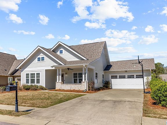 3rd image of 7552 Paine Dr