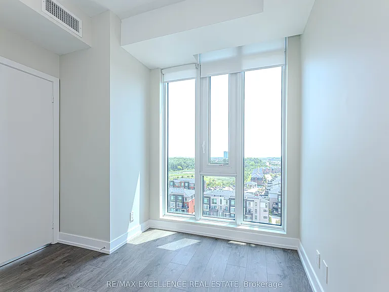 215 Veterans Dr #1008S — Photo 30
