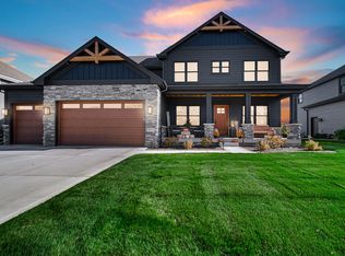 9551 Fescue Dr, Saint John, IN