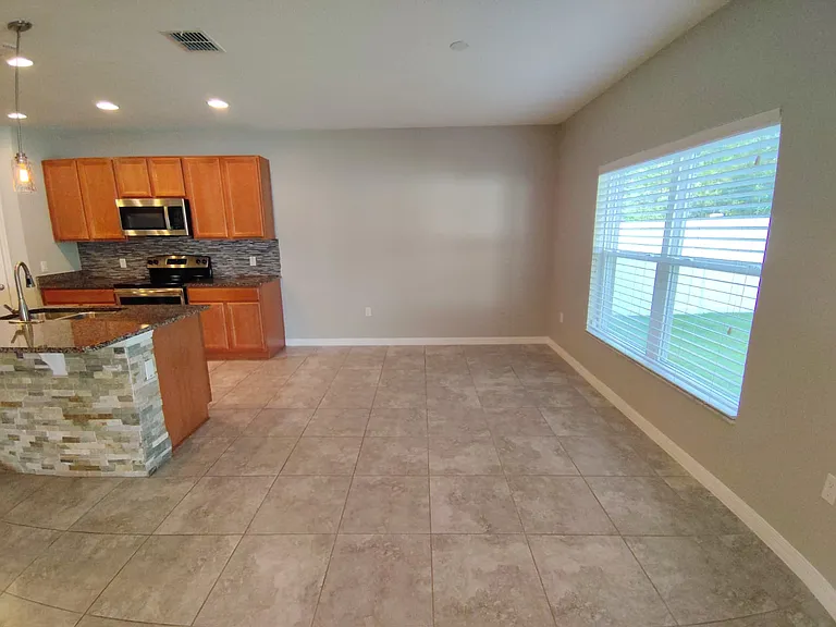 2213 Waukegan Dr — Photo 3