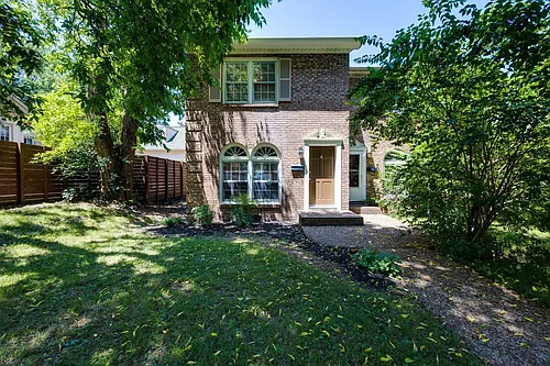2604 Belcourt Ave #B Photo 1 2604 Belcourt Ave #B Photo 1