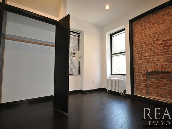 4th image of 138 E 94th St APT 3NW