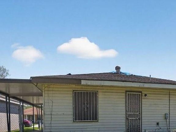 3rd image of 1008 Hooter Rd
