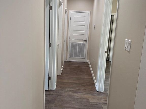 5th image of 3075 E 23rd St #B