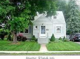 19 Cornell St, Manchester, CT 06040