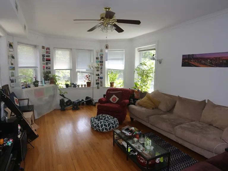 1436 W Belle Plaine Ave #2 — Photo 5