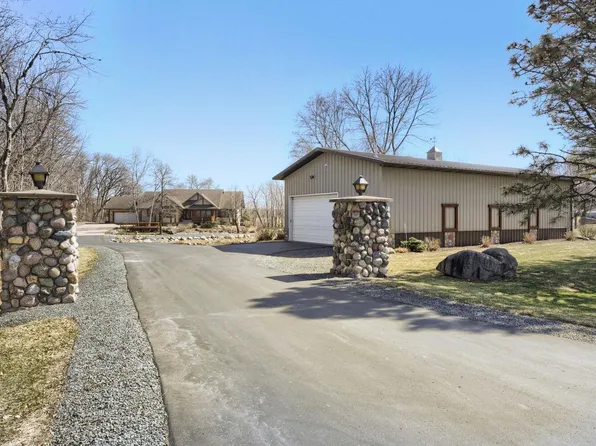 25493 W Comfort Lake Dr, Forest Lake, MN 55025