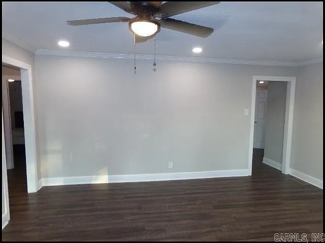 2919 Fair Park Blvd — Photo 5