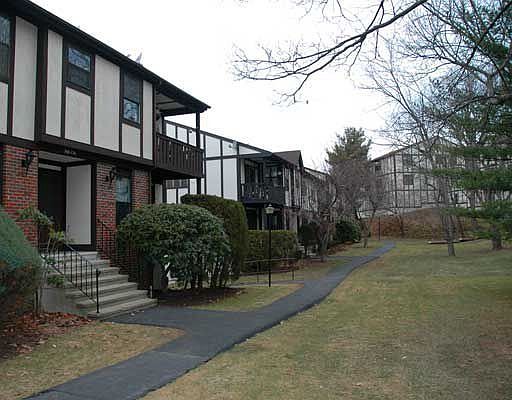 1st image of 773 Sierra Vista Ln