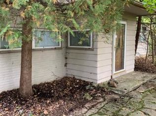23409 N Wildwood Ln, Deerfield, IL