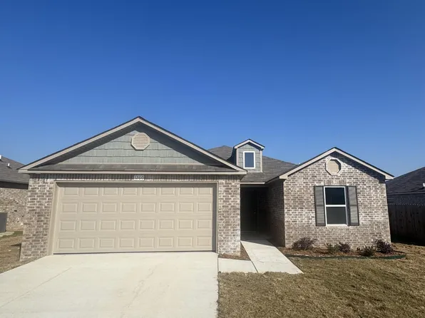 1510 Carillon Ln, Conway, AR 72034