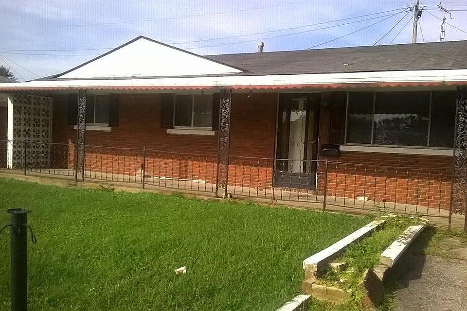 1st image of 965 De Porres Ave
