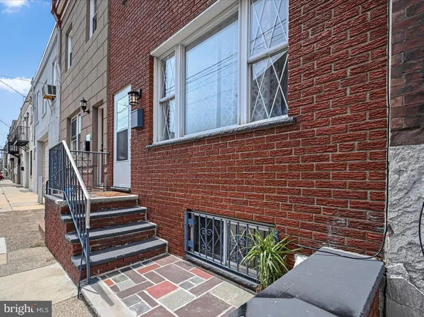 1908 S Bancroft St, Philadelphia, PA 19145