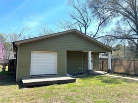 145 Dwight Rd, Athens, GA