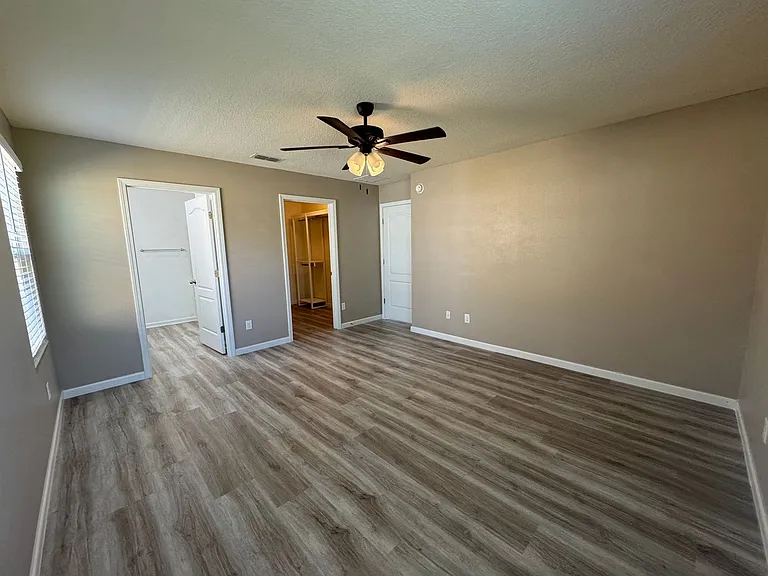 217 Brooklet Cir — Photo 21