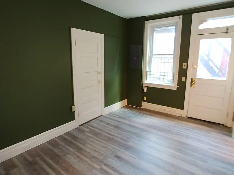 707 N 2nd St #2 — Photo 9