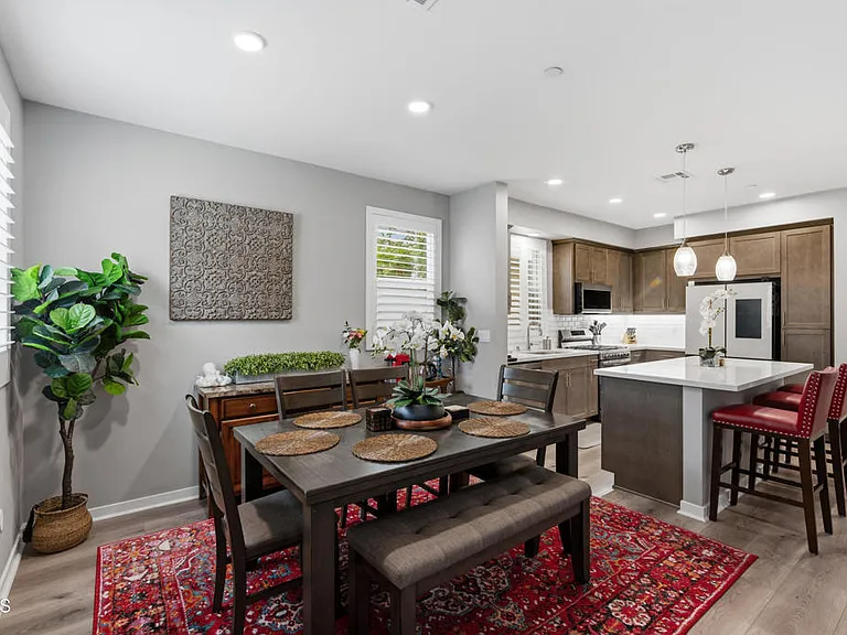 643 Winchester Dr — Photo 10