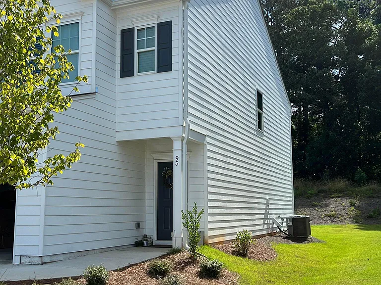 95 Pointe Pl — Photo 4