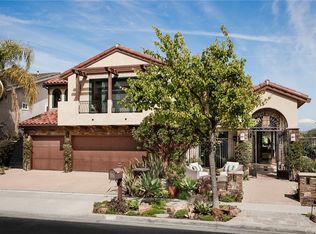 12 Morro Bay Dr, Corona Del Mar, CA 92625