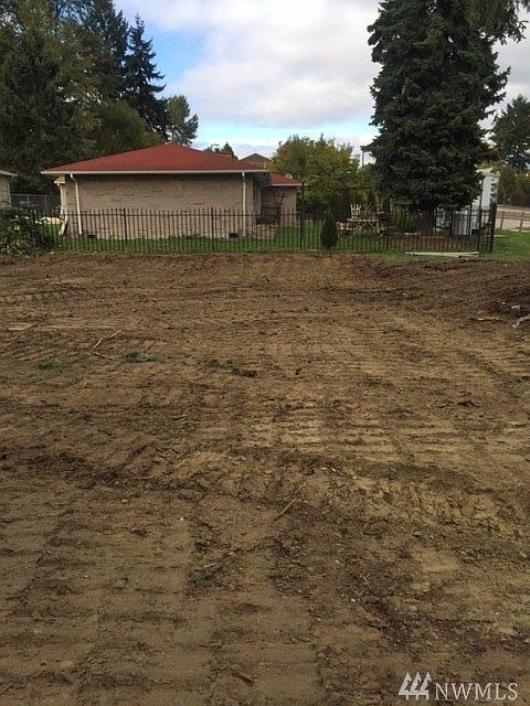 2nd image of 8311 Martin Luther King Jr Way S