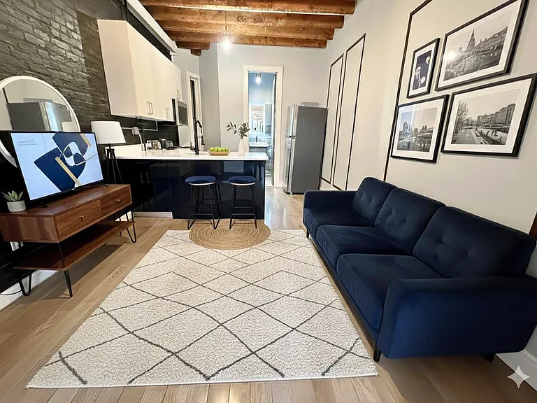 620 Park Pl #1 — Photo 1