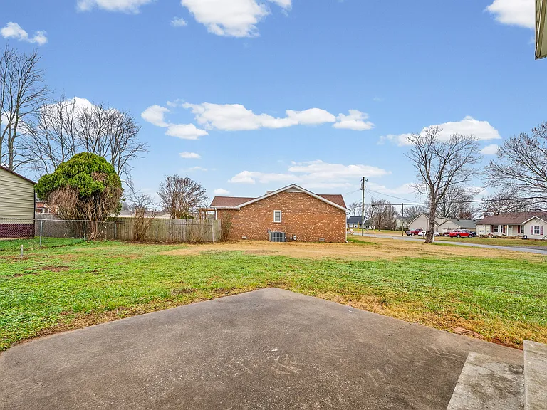 1128 Tobacco Rd — Photo 24