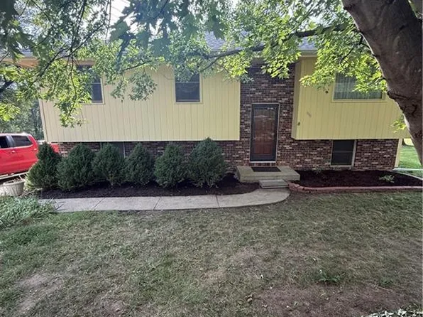 1111 Highland Ave, Atchison, KS 66002