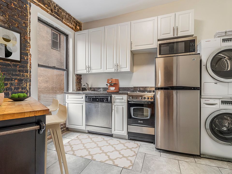 1st image of 259 Bleecker St APT 12