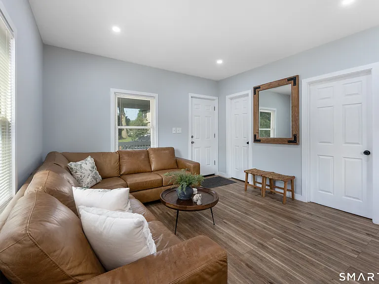 36 Ellis St — Photo 14