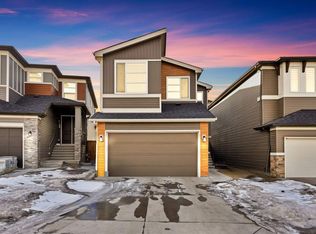 127 N Calhoun Cres NE, Calgary, AB T3P1X9