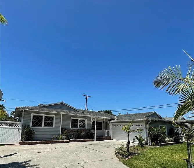 14261 Cedarwood St — Photo 1
