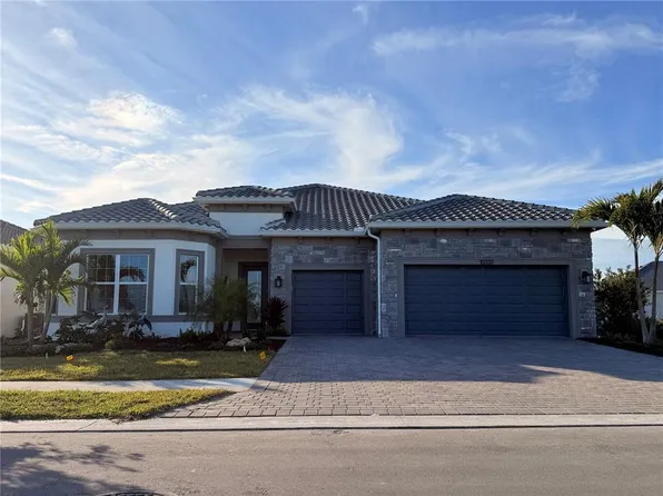 10333 Blue Runner Dr, Englewood, FL 34223