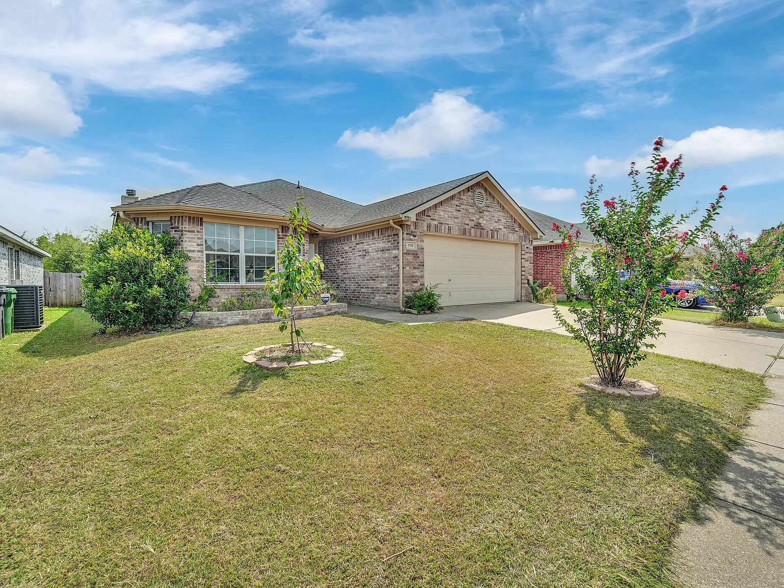 3 bed, 1537 sqft, $2,150 — Photo 1