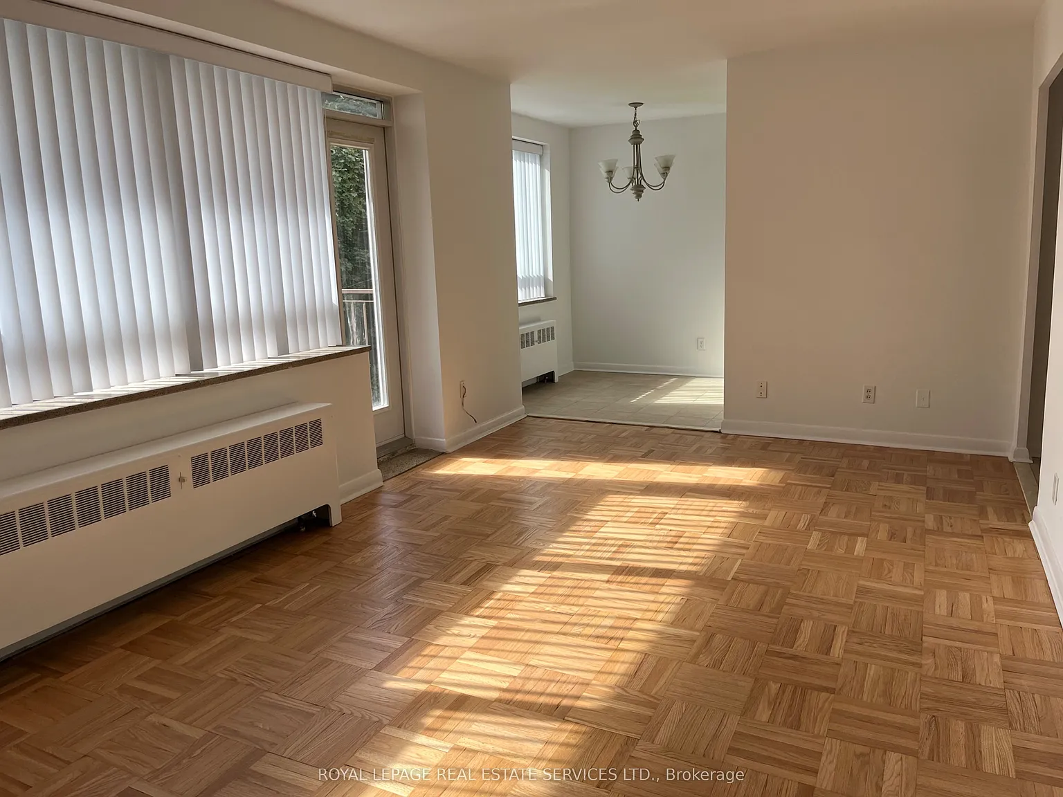 219 Wilson Ave — Photo 2
