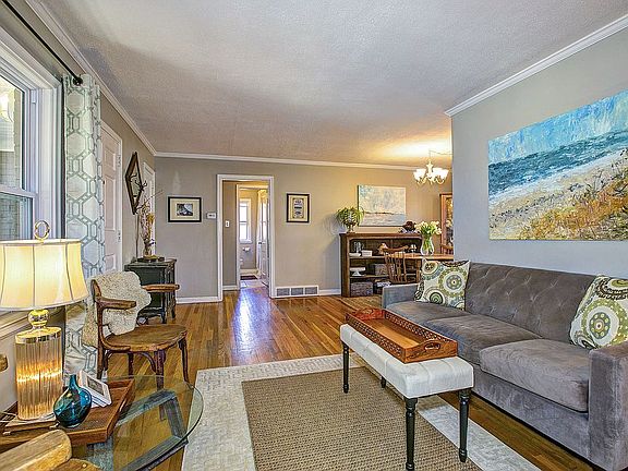 5th image of 7511 E 17th Ave