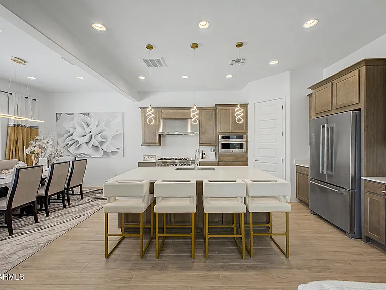 9623 W Flower St — Photo 11
